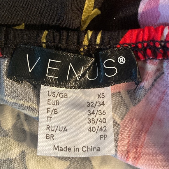 New in bag venus brand jumpsuit - Picture 5 of 6